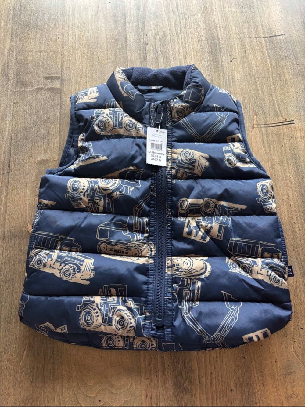 🚜 NWT Baby GAP vest